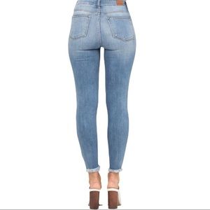 JUDY BLUE Skinny Fit Stretch Jeans Womens Size 9/29 Blue Ripped